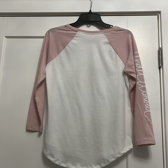 Under Armour Women’s script baseball long sleeve shirt - Picture 3 of 3